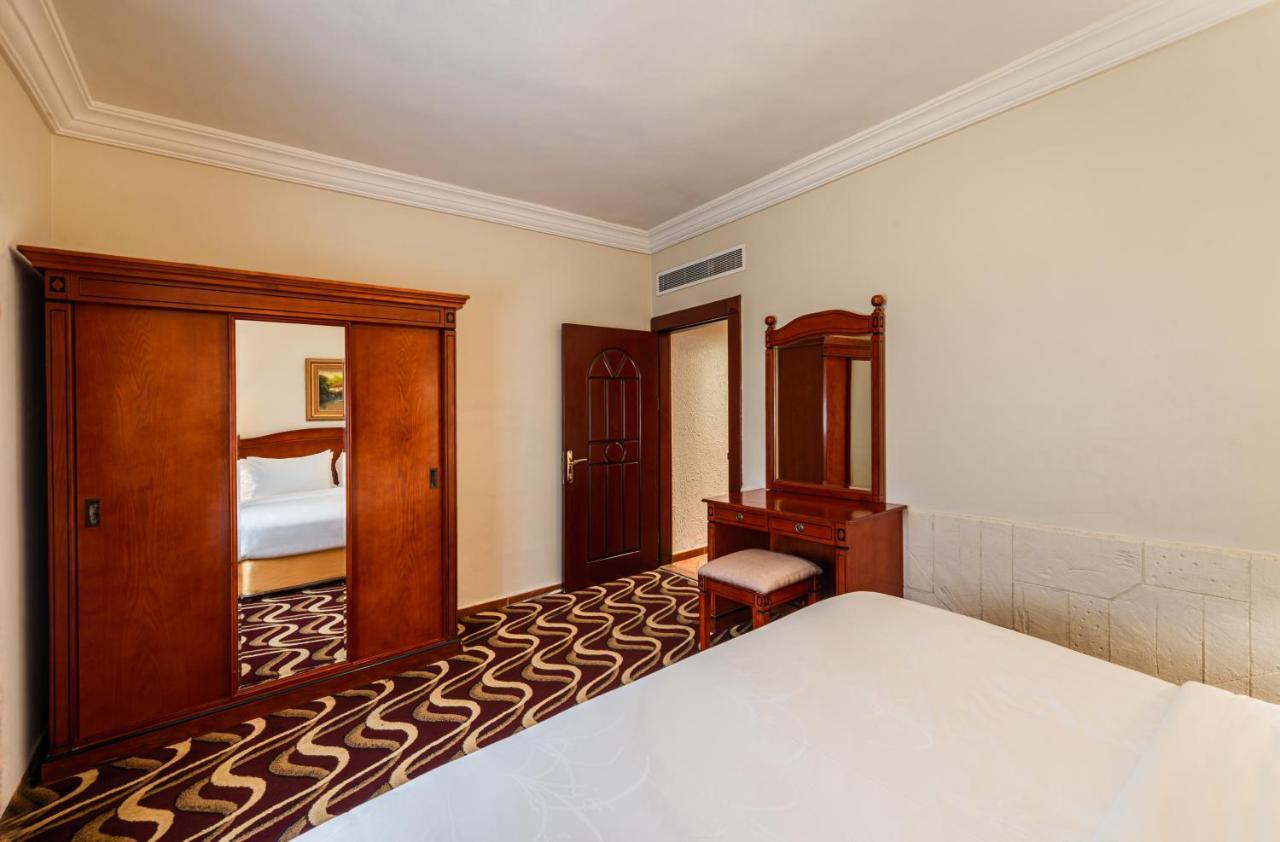Hotel Boudl Palestine Jiddah Esterno foto