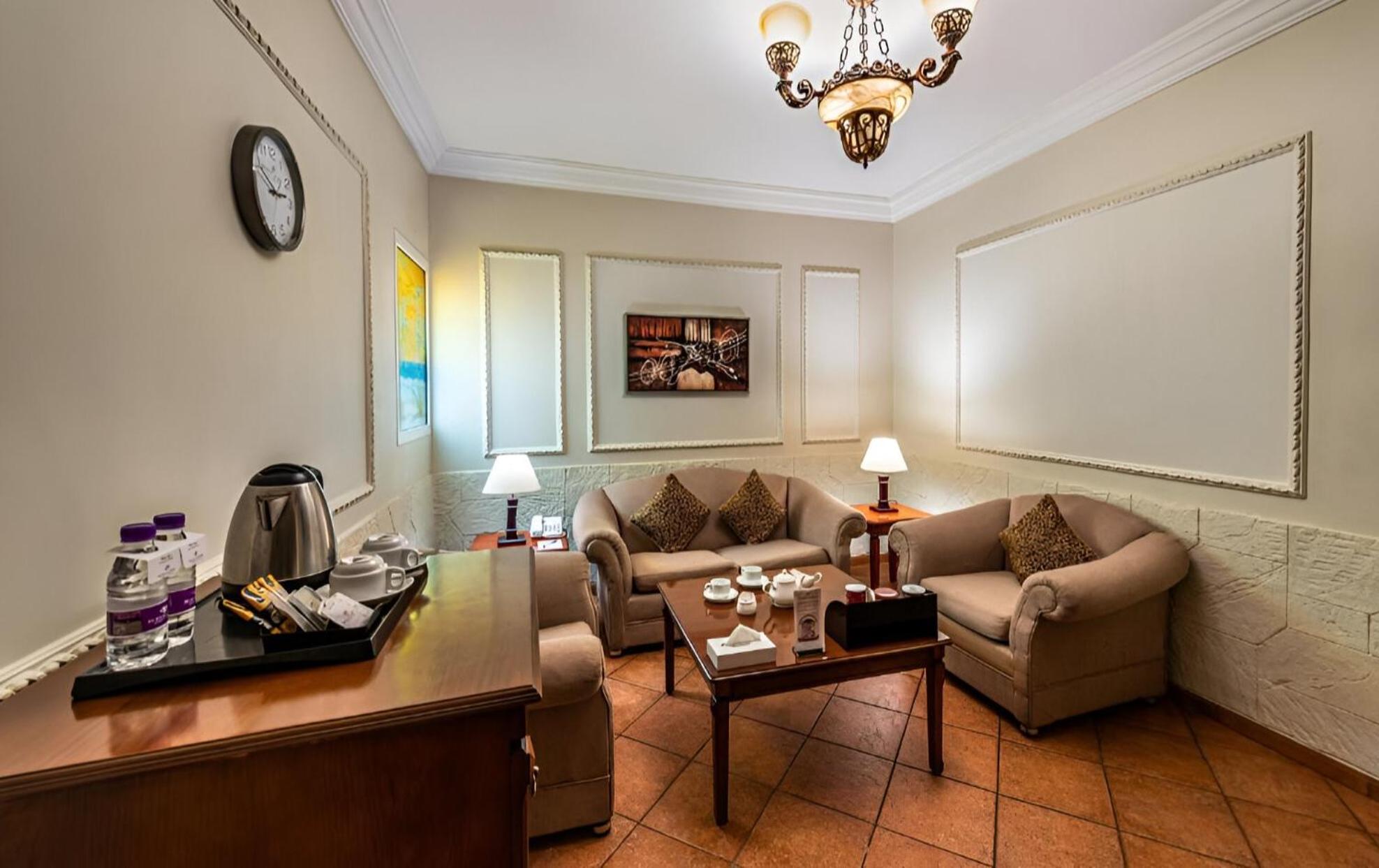 Hotel Boudl Palestine Jiddah Esterno foto